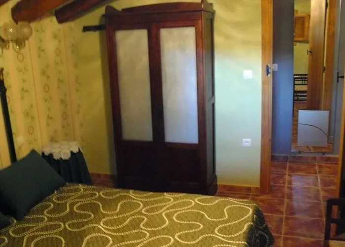 Torre De Campos Ainzon